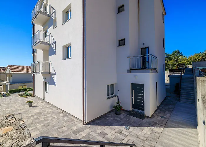 Apartment Romantisches Studio-apartment Mit Atemberaubenden Meerblick *