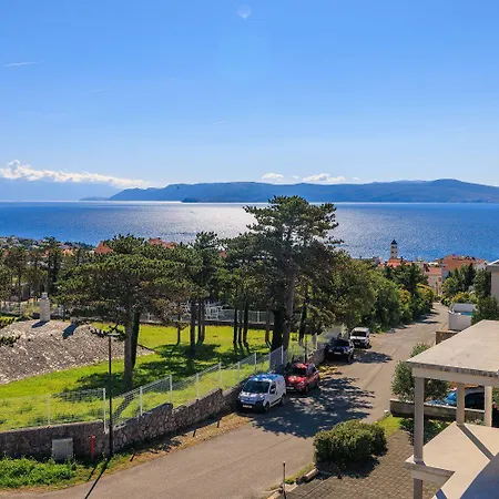 Romantisches Studio-apartment Mit Atemberaubenden Meerblick