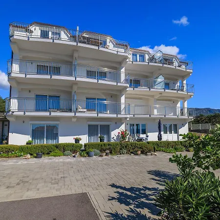 Romantisches Studio-apartment Mit Atemberaubenden Meerblick