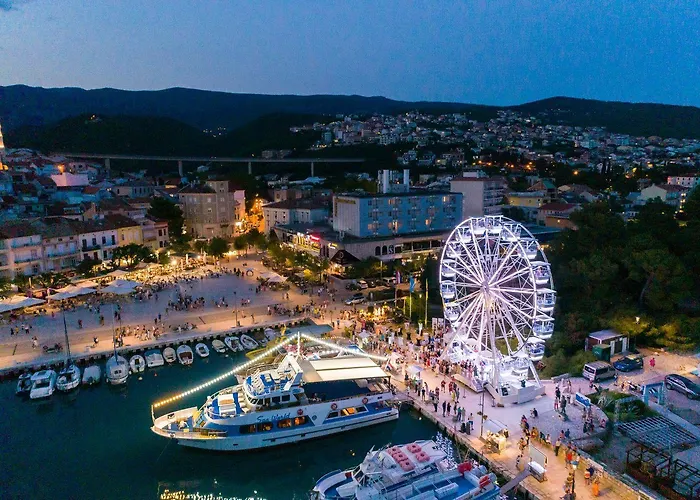 Daire Romantisches Studio-apartment Mit Atemberaubenden Meerblick *